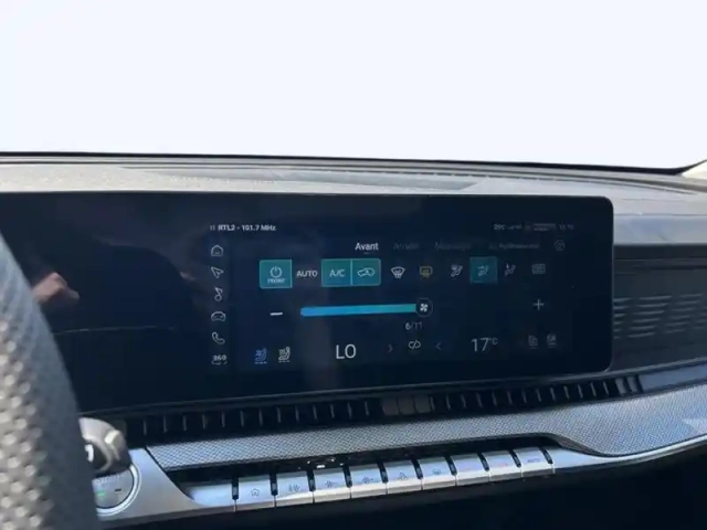 Mg S9 1.5l phev 220kw premium — photo 13