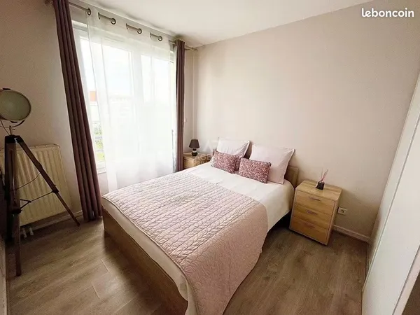 Chambre en coloc, Cergy-le-Haut - à 2min du RER A