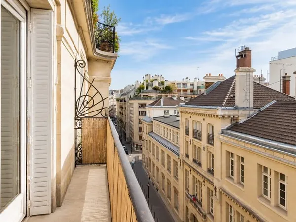 Paris 17e - FOURCROY / COURCELLES - Appartement - 5 pièces - 87,17m² Carrez - 2/3 chambres - Dernier