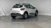 Dacia Sandero 1.0 TCe 110ch Stepway Expression — photo 5