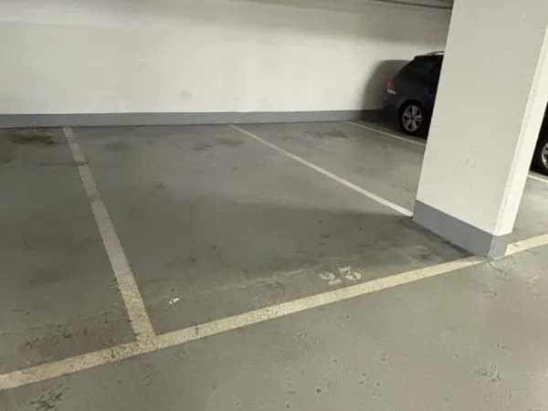 Parking à louer Noisy-le-Grand