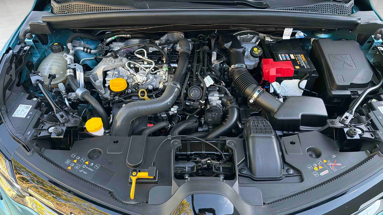 Renault Captur TCe 140 EDC — photo 13