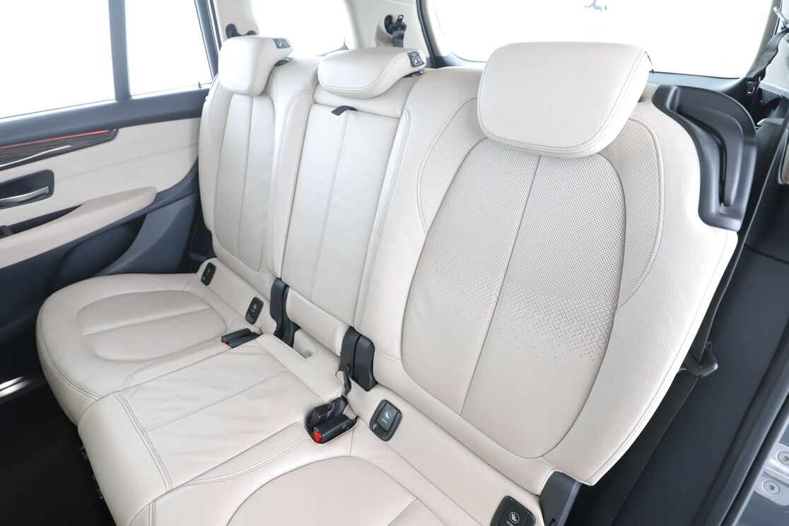 BMW Série 2 Gran Tourer 218d xDrive Luxury BVA8 — photo 13