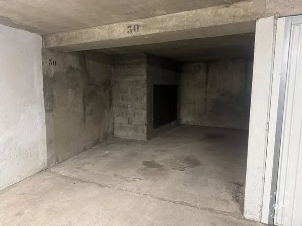 Garage/Parking