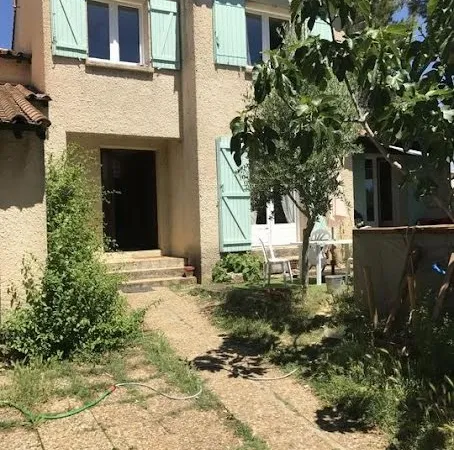 Chambre 1 pièce 13 m²