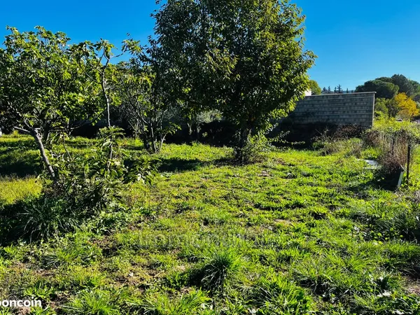 Terrain 1200 m² Laroque