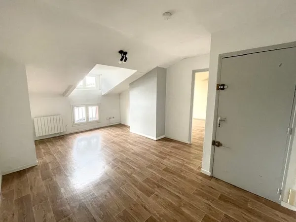 A LOUER T2 41M² VICTOR HUGO 820 EUROS CC