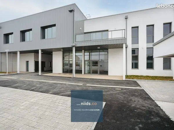 Bureaux 820 m² Lagord