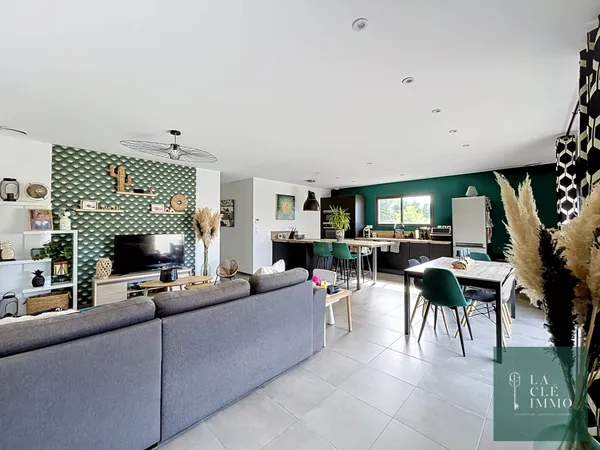 Villa 3 faces plain-pied sur PUISSERGUIER