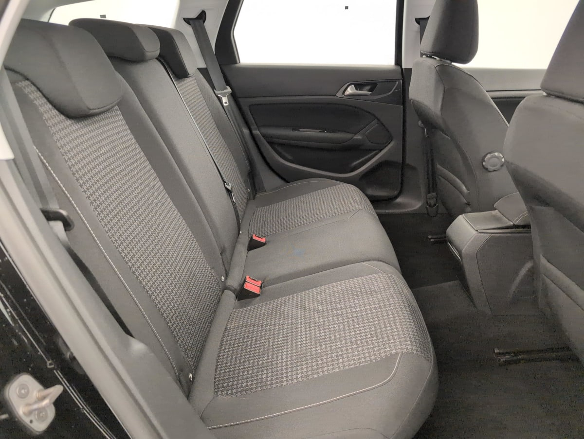 Peugeot 308 SW — photo 10