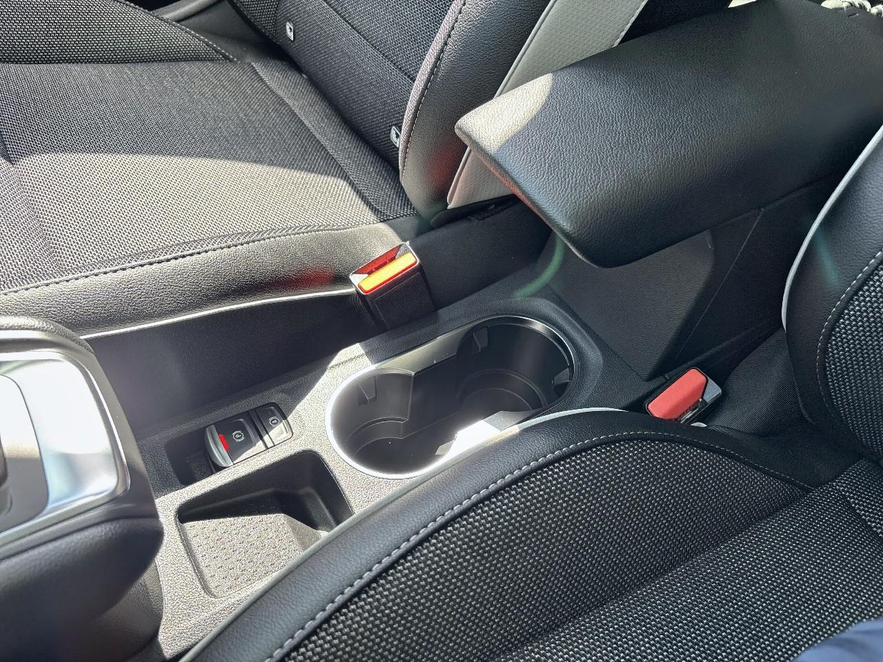Renault Captur 1.0 tce 90ch intens -21 — photo 21