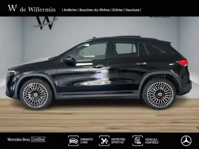 Mercedes Eqa 250+ amg line — photo 2