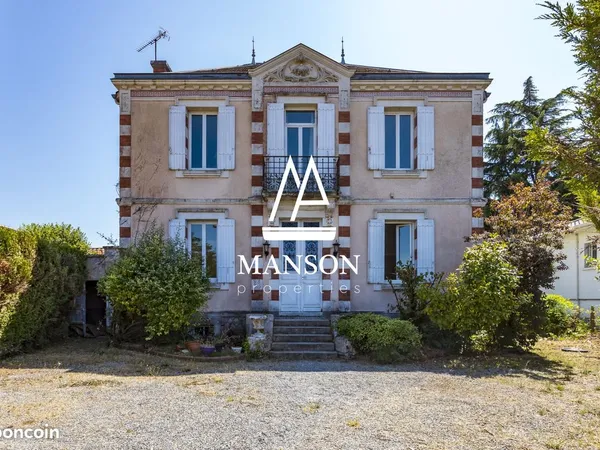 Propriété 5 pièces 160 m²