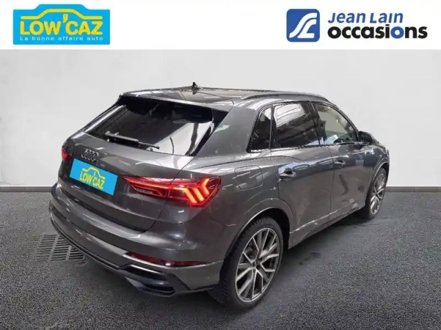 Audi Q3 35 tfsi 150 ch s tronic 7 — photo 5