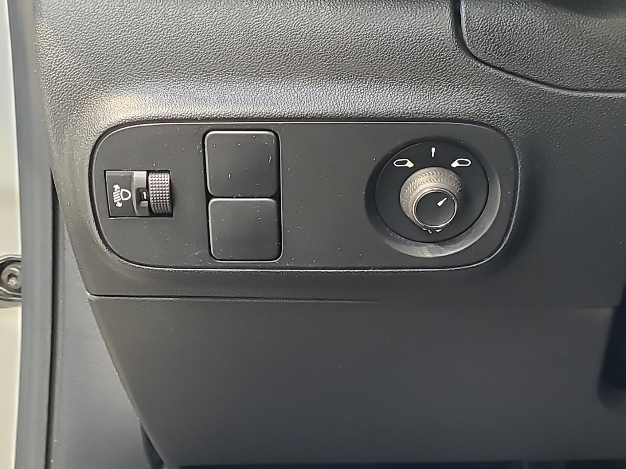 Citroën C3 puretech 110 s&s bvm6 feel pack — photo 26