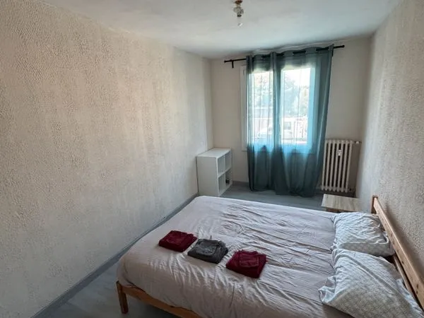 Location chambre avec dressing clim