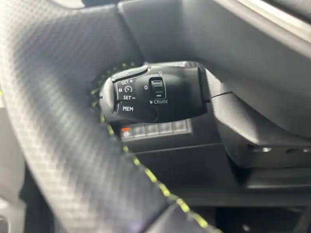 Peugeot 2008 puretech 130 s&amp;s eat8 — photo 19