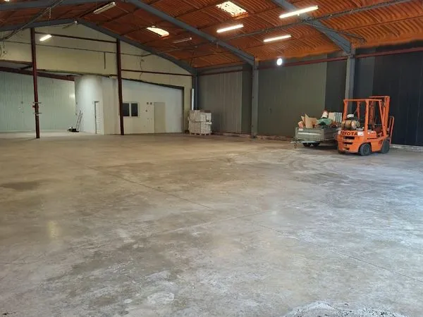 Local commercial ou industriel