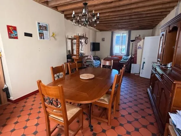 Appartement 6 pièces 305 m²