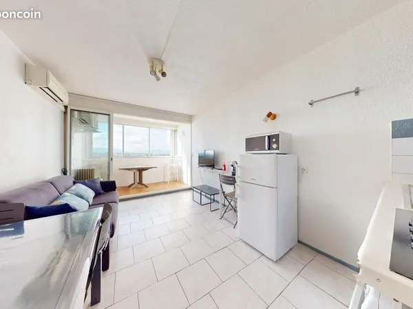 Appartement t2 à l'année vu mer