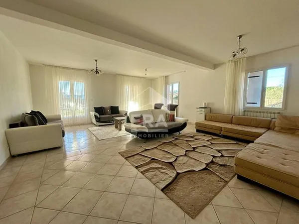 Maison 7 pièces 170 m²