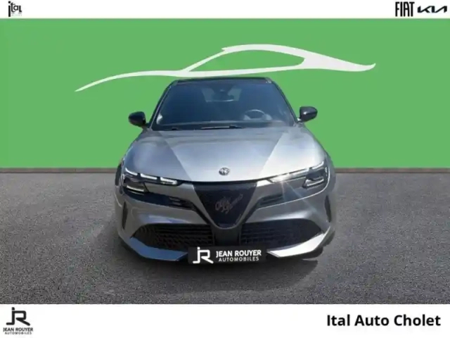Alfa Romeo Junior elettrica 156ch techno — photo 2