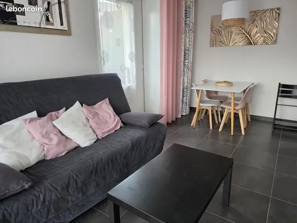 T2 meublé 44 m² avec place de parking
