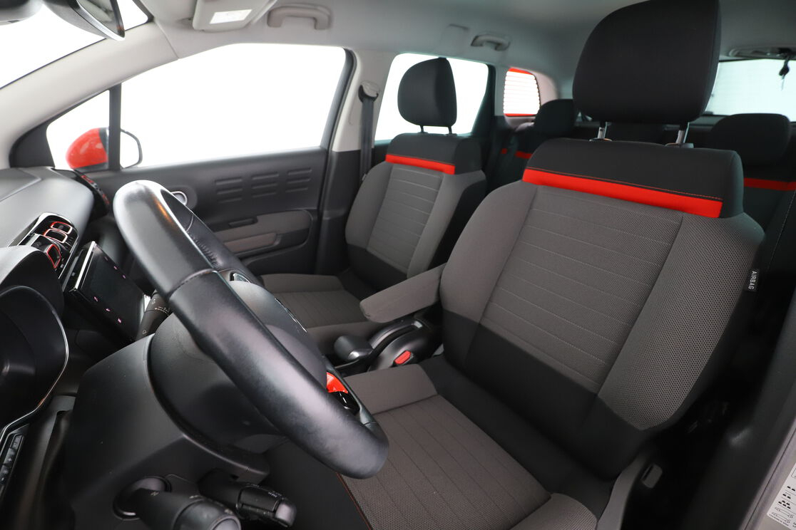 Citroen C3 Aircross 1.2 PureTech Shine EAT6 — photo 9