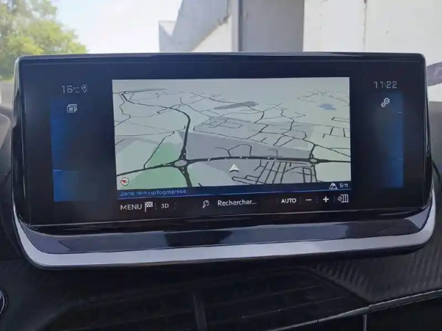 Peugeot 208 puretech 100 s&amp;s bvm6 — photo 19