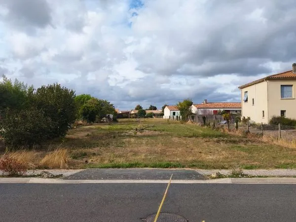 Terrain constructible 826 m² - Nieulle-sur-Seudre