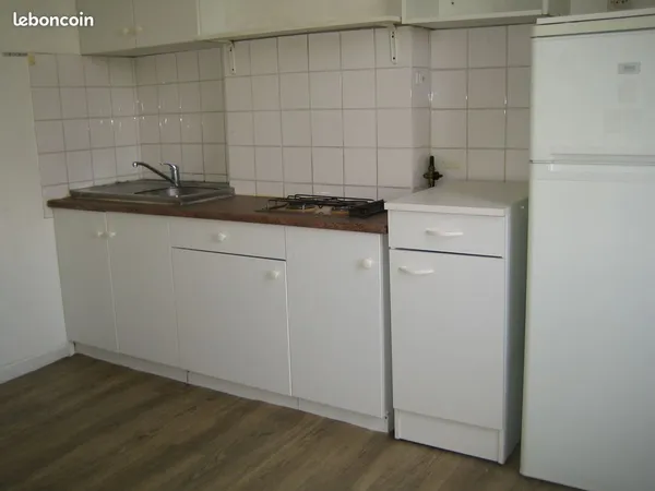 Location d'un f2 à étudiant