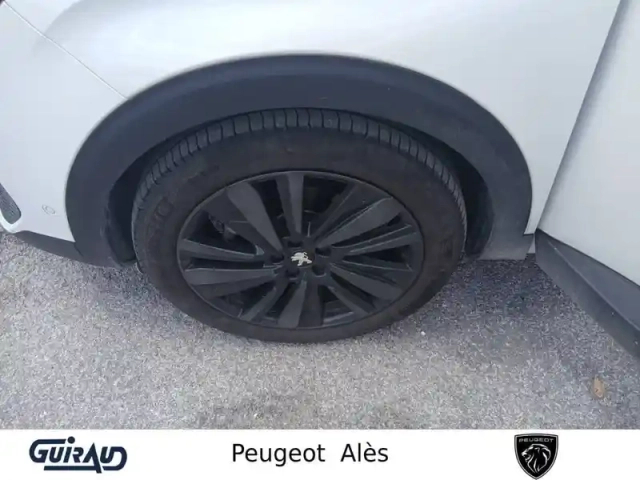 Peugeot 3008 hybrid 136 e-dcs6 — photo 12