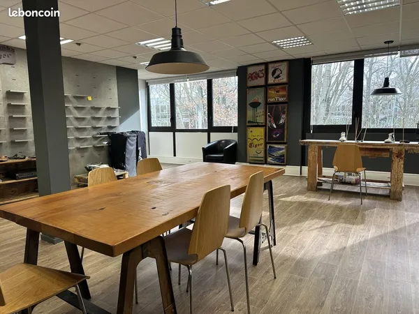 Bureaux 303 m² Labège