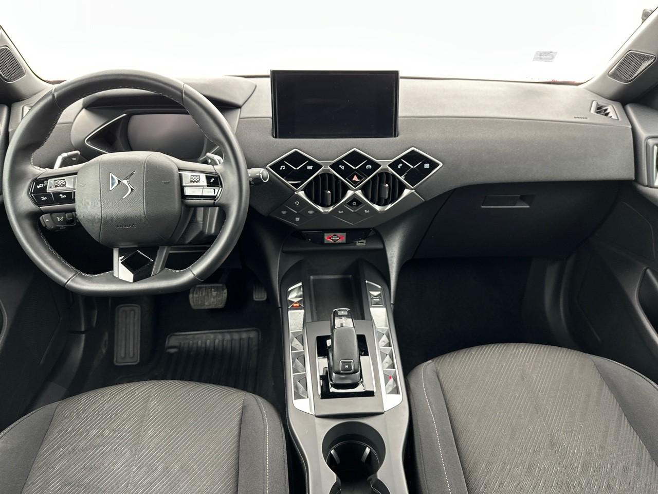 Ds Ds 3 crossback puretech 130 eat8 montmartre — photo 12