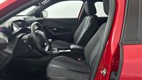 Peugeot 2008 1.2 PureTech 100ch S&S Allure Pack — photo 12