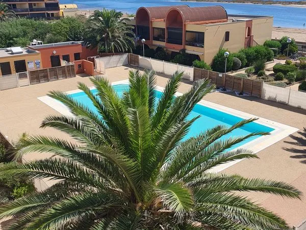 Location studio meublé à 30 m de la plage du Grazel - Gruissan