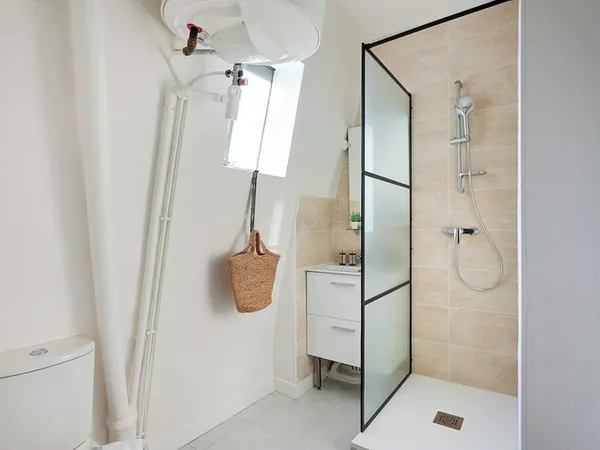 Chambre meublée avec sdb privée