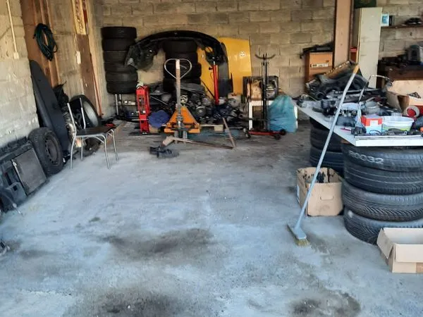 Location hangar/garage 8m X 9m
