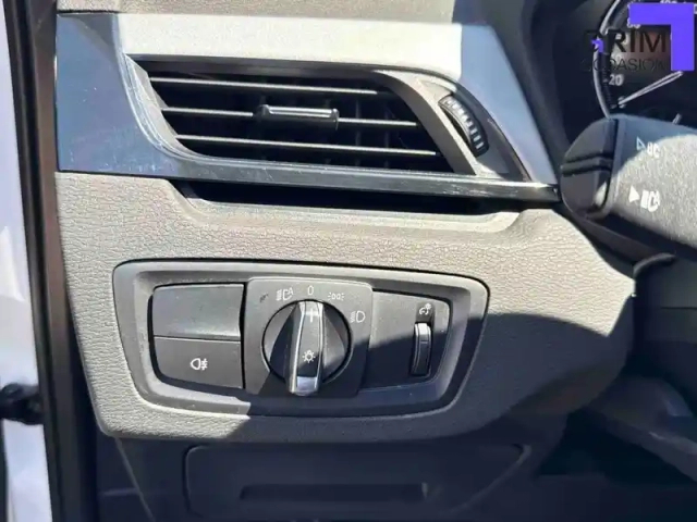 Bmw X1 xdrive 25e 220 ch bva6 — photo 23