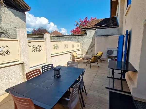 Maison T3 rénovée - terrasse 30 m² sans vis-à-vis + parking