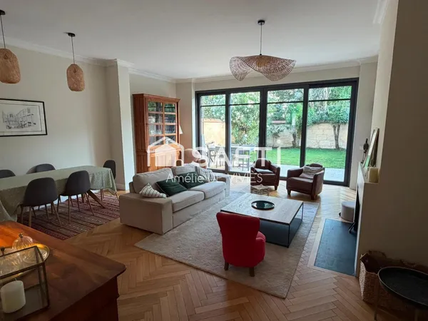 Maison en pierre de 180 m² - 5 chbres - St Seurin
