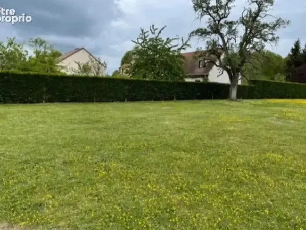 Terrain 350 m²