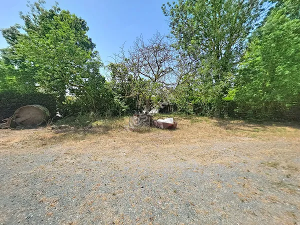 Terrain AVENDRE à Ancenis-Saint-Gereon, 238m²