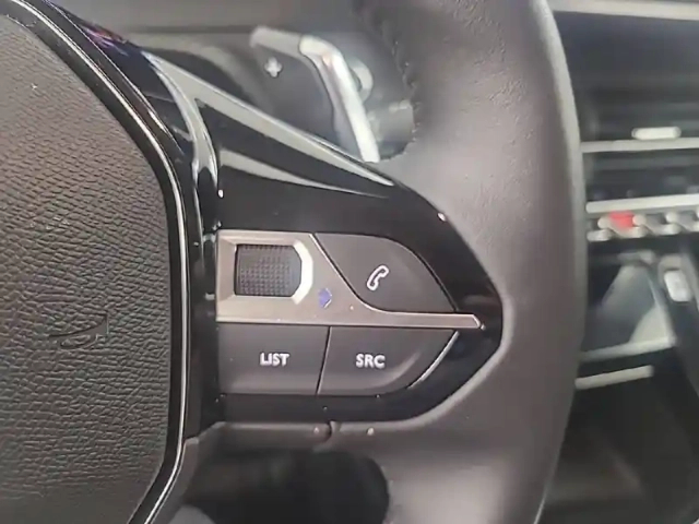 Peugeot 208 hybrid 100 e-dcs6 — photo 20