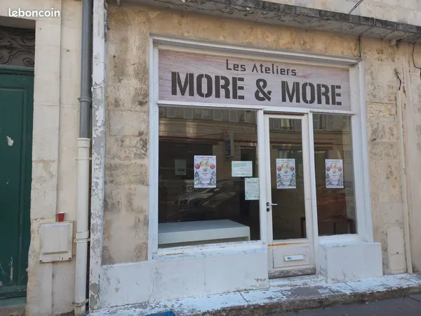 Local commercial - Centre-ville Rochefort - 30 m²