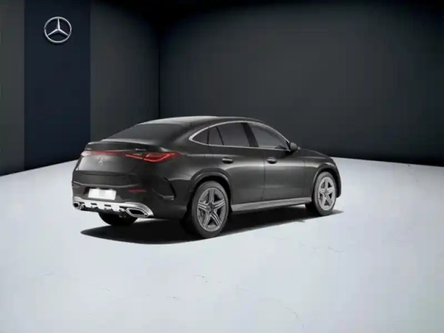 Mercedes Glc coupé 300 de 4matic amg li — photo 5