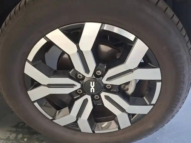 Dacia Duster blue dci 115 4x2 — photo 9