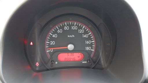 Suzuki Alto 1.0 68 - . – 2014 – 88846 km – Essence – Boîte Manuelle — photo 31