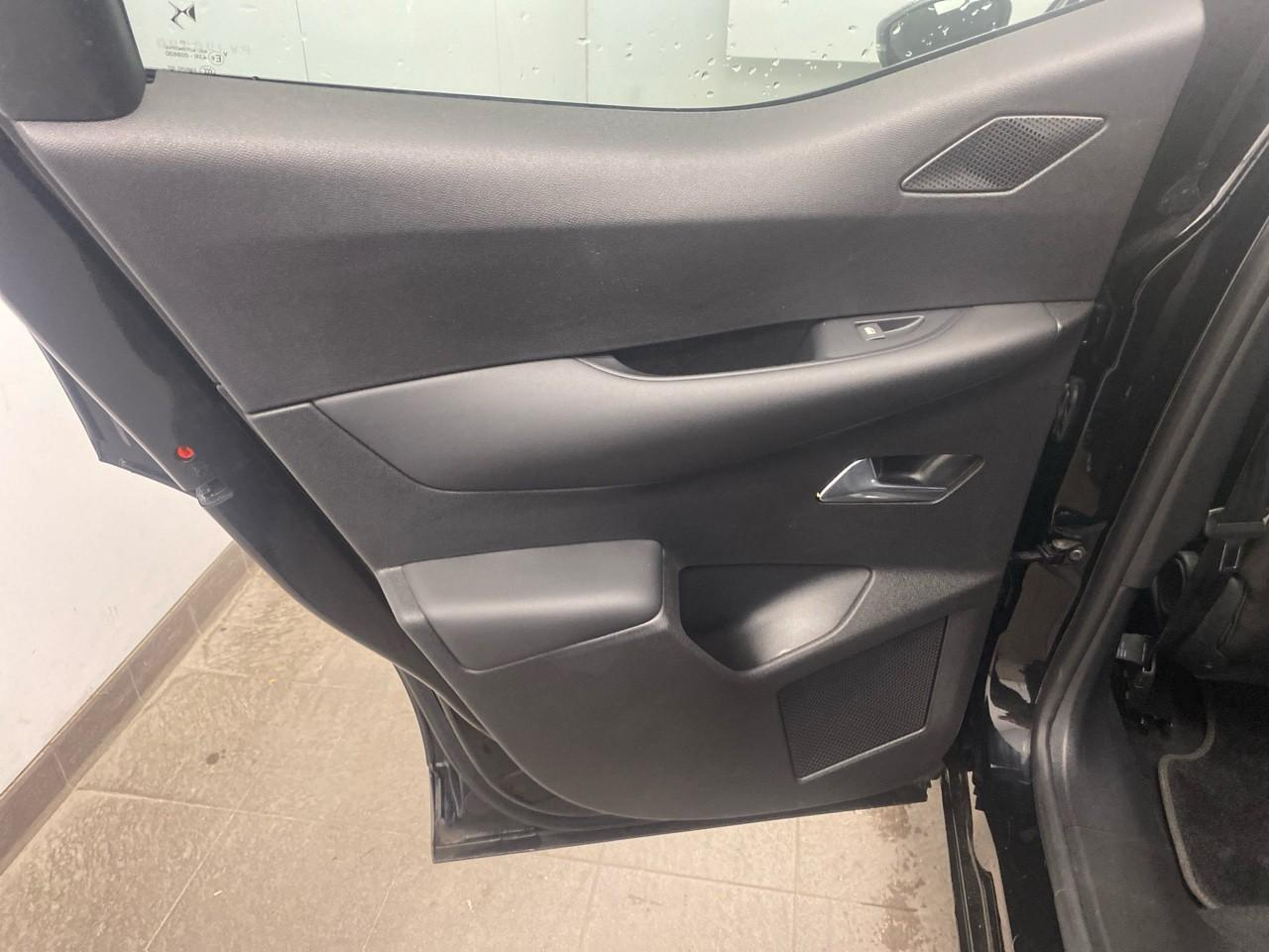 Ds Ds 3 crossback puretech 130 eat8 performance line+ — photo 21