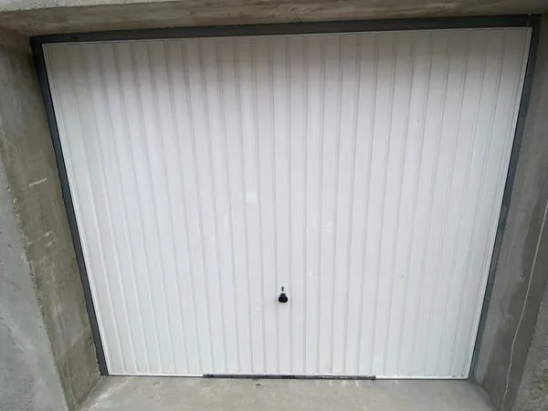 Loue garage et jardin, centre ville ste foy la grande